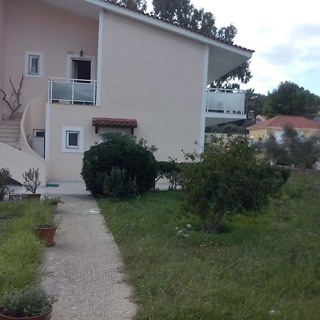 Aloni Studios & Apartments Lassi  Esterno foto