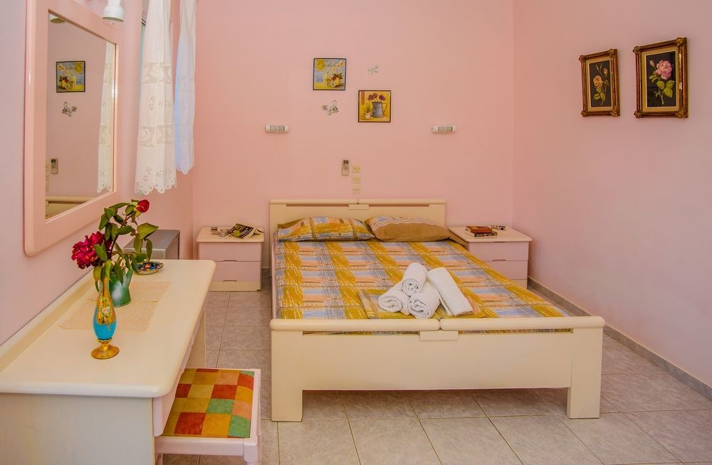 Aloni Studios & Apartments Lassi  Esterno foto
