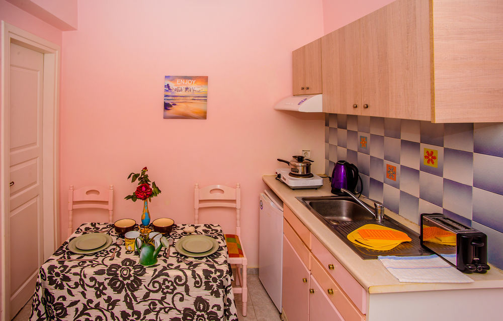 Aloni Studios & Apartments Lassi  Esterno foto